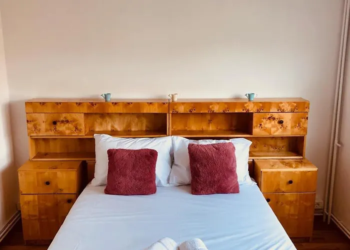 Апартаменты Joy Martir Miroslav 15